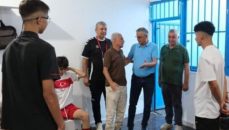 Şarampolspor Başkanı, Başkan Topaloğlu’nu kutladı