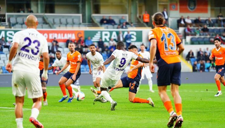 Başakşehir, Eyüpspor’la puanı paylaştı