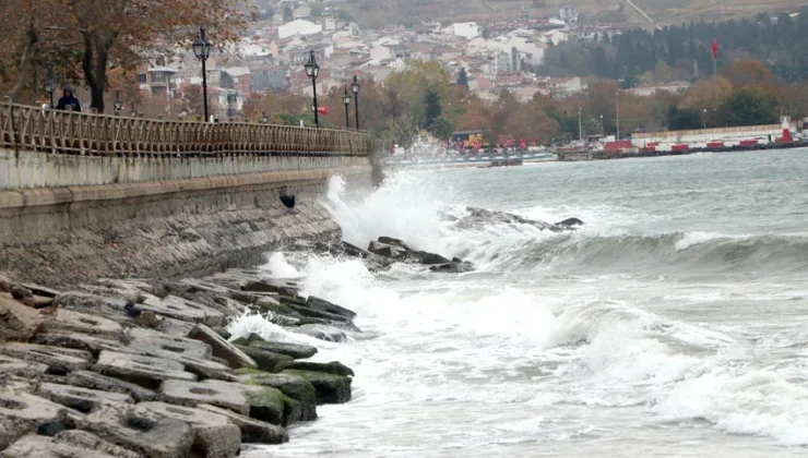 Tekirdağ’da 2 günlük poyraz deniz trafiğini durdurdu – Birlik Haber Ajansı