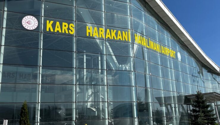 İzmir Kars uçağına hava muhalefeti engeli – Birlik Haber Ajansı