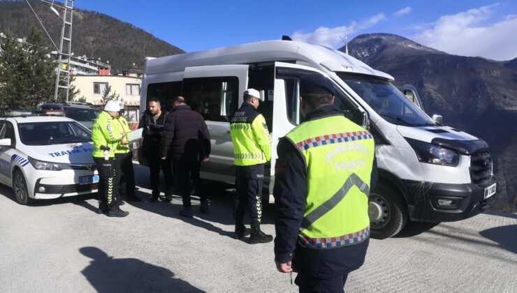 Artvin’de trafik denetimleri sürüyor – Birlik Haber Ajansı