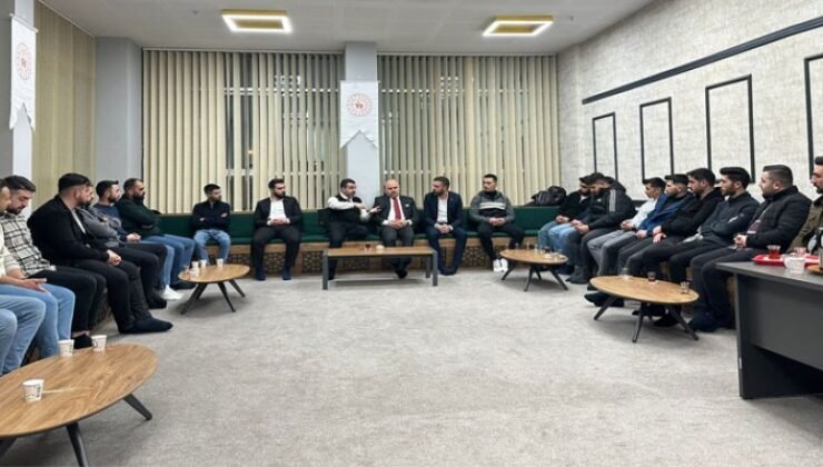 AK Parti Kars Milletvekili Adem Çalkın, gençlerle buluştu – Birlik Haber Ajansı