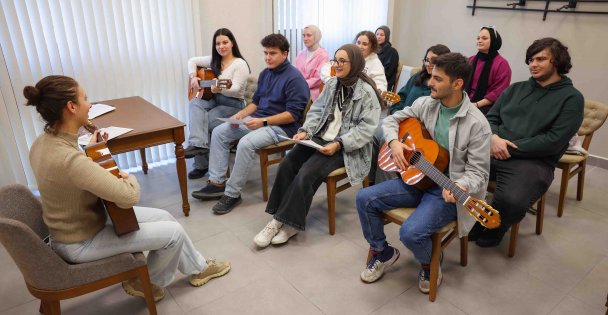 Kocaeli Halkevi Gençlik Merkezi’nde eğitimler başladı – Birlik Haber Ajansı