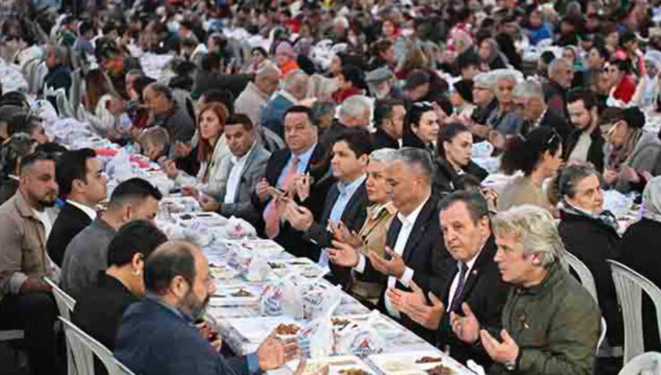 Muratpaşa’da Ramazan coşkusu! 50 bin kişi iftar sofrasında buluşacak – Birlik Haber Ajansı