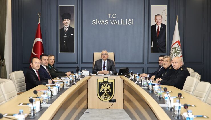 Sivas Valisi Yılmaz Şimşek: “Olay sayımız yüzde 23 azalış göstermiştir” – Birlik Haber Ajansı