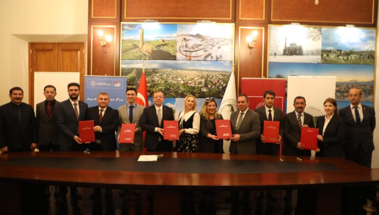 Kars’ta 19 Milyon TL Bütçeli 5 Proje İçin İmzalar atıldı – Birlik Haber Ajansı