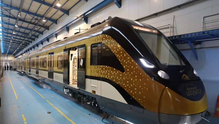Gaziray için ilk yerli banliyö treni yola çıktı! – Birlik Haber Ajansı