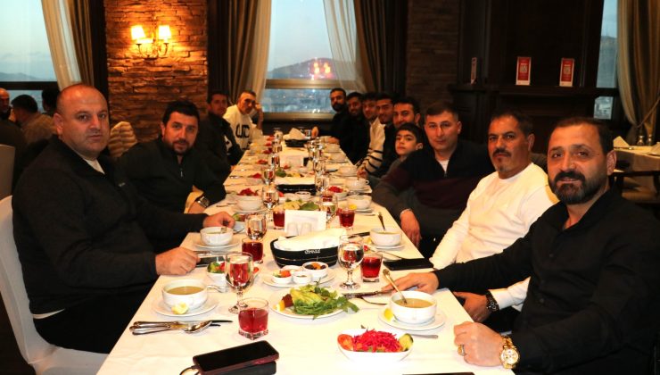 Van futbol camiasının efsane isimlerinden Van Masterler iftarda bir araya geldi – Birlik Haber Ajansı