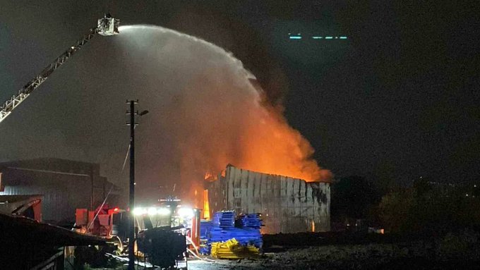 Kocaeli’de geri dönüşüm tesisinde yangın – Birlik Haber Ajansı