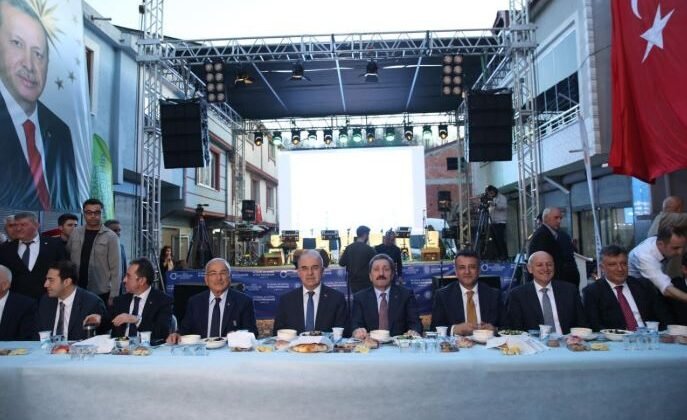 Samsun ve Ordu protokolü 2 bin kişilik iftar sofrasında buluştu – Birlik Haber Ajansı