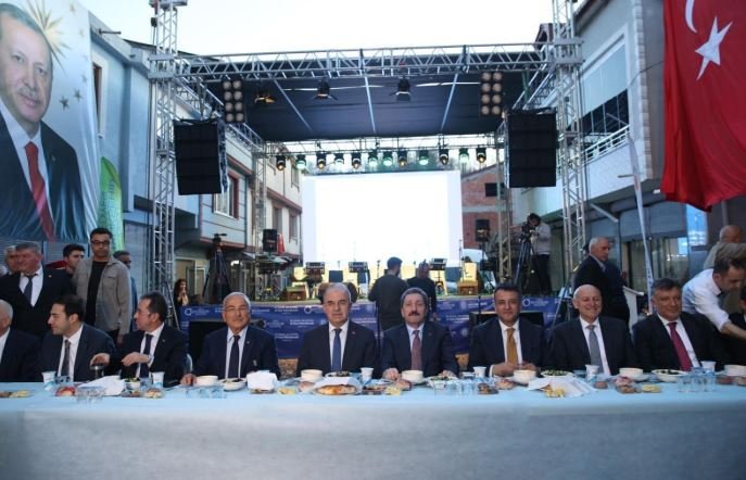 Samsun ve Ordu protokolü 2 bin kişilik iftar sofrasında buluştu – Birlik Haber Ajansı