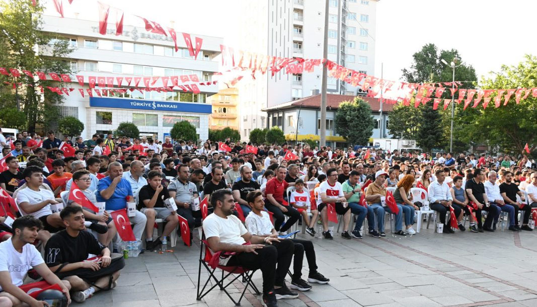 Isparta’da maç etkinliği hava şartları nedeniyle iptal edildi – Birlik Haber Ajansı