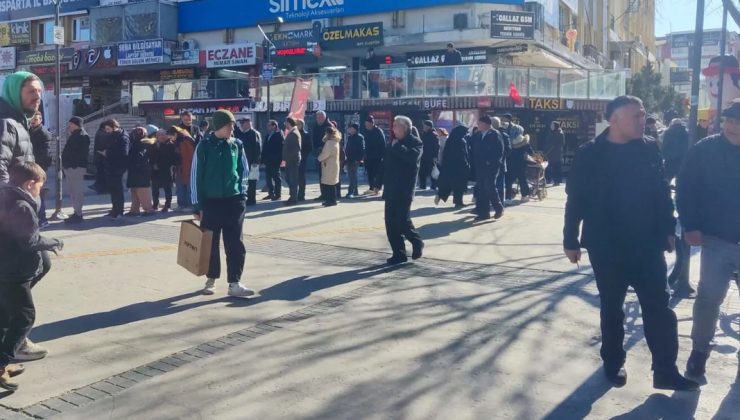 Isparta'da metrelerce kuyruk oluştu