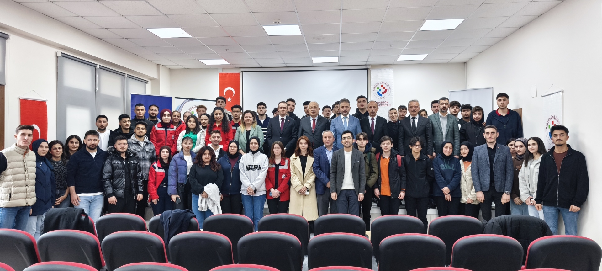 ŞMYO öğrencilerine “Bir Destandır Çanakkale” konulu konferans verildi – Birlik Haber Ajansı