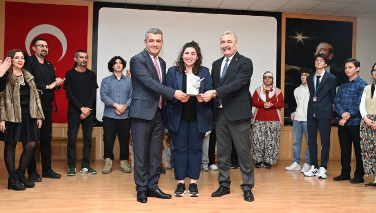 Aydın’da ‘Mor Cepken’ tiyatro oyunu 8 Mart’ta izleyiciyle buluştu! – Birlik Haber Ajansı