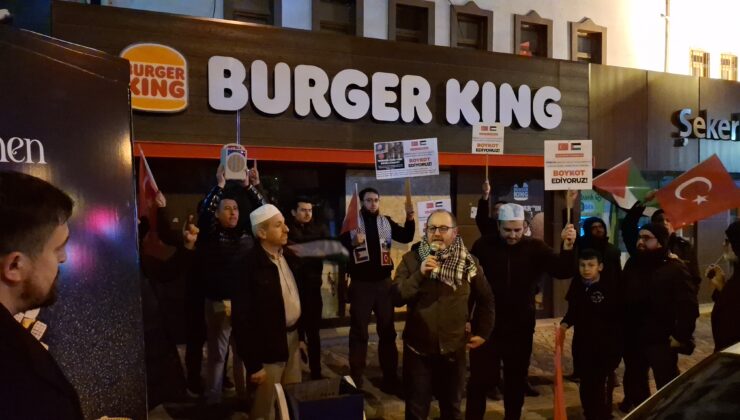 Beypazarı’nda ilçeye açılmaya çalışılan “BURGER KİNG” mağazası protesto edildi – Birlik Haber Ajansı
