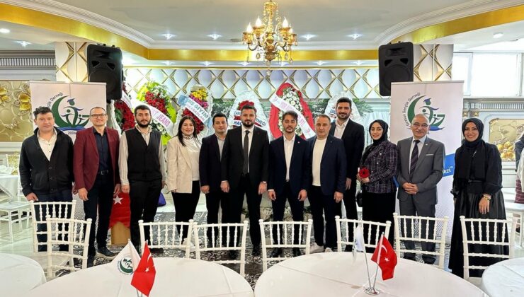 Giresun Gençlik Derneği’nde İzzet Mermer güven tazeledi – Birlik Haber Ajansı