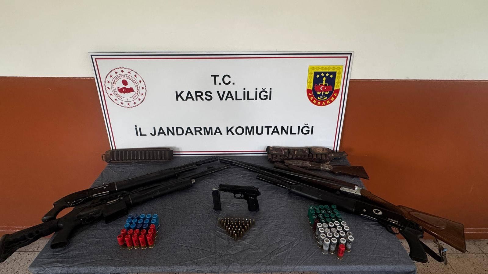Kars’ta 4 adrese eş zamanlı operasyon düzenlendi – Birlik Haber Ajansı