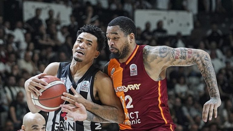 Beşiktaş GAİN evinde Galatasaray MCT Technic’i mağlup etti ve yarı finale yükseldi!
