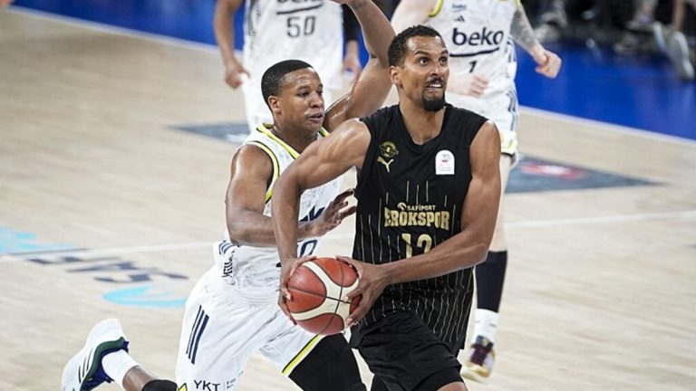 Fenerbahçe Beko deplasmanda Safiport Erokspor’u yendi ve yarı finale adını yazdırdı!
