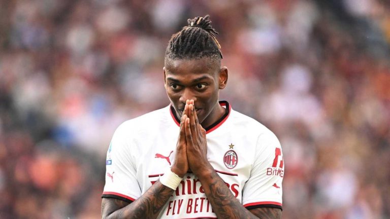 Fenerbahçe ve Galatasaray’a transferde Rafael Leao müjdesi! Resmen duyurdu