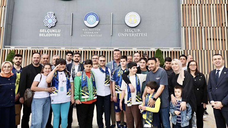 Fenerbahçemiz, Otizmli Çocuklara Umut Oluyor