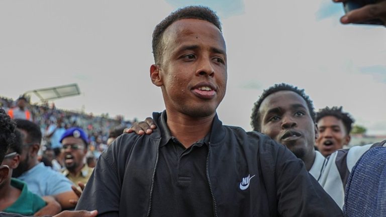 ABD’ye alınmayan Somalili hakeme UEFA’dan görev!