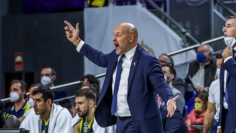 Bahçeşehir Koleji’nin yeni başantrenörü Sırp Aleksandar Djordjevic oldu