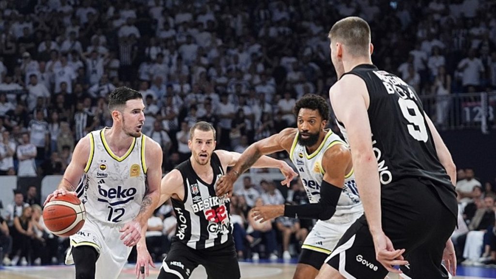Basketbol Süper Ligi play-off final serisinde dördüncü maç yarın oynanacak
