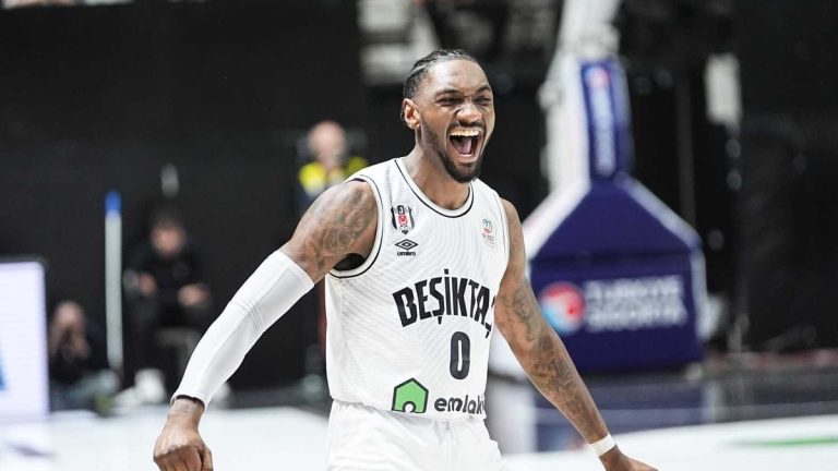 Beşiktaş GAİN’de Jonah Mathews ameliyat edildi