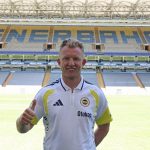Dirk Kuyt kimdir? Dirk Kuyt kaç yaşında, nereli?