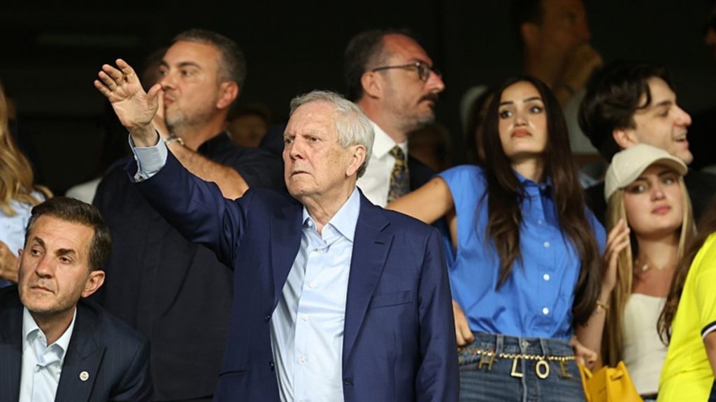 Fenerbahçe Başkanı Aziz Yıldırım’dan büyük fedakarlık!