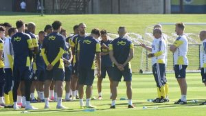 Fenerbahçe günü çift antrenmanla tamamladı
