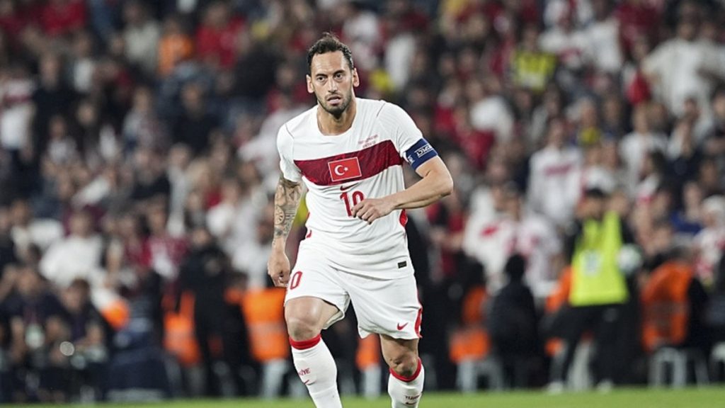 FENERBAHÇE TRANSFER HABERİ: Aziz Yıldırım’dan flaş Hakan Çalhanoğlu hamlesi!
