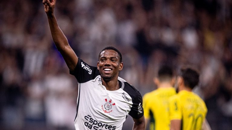 Fenerbahçe’den orta sahaya 20’lik sambacı! Avrupa devleri peşinde…