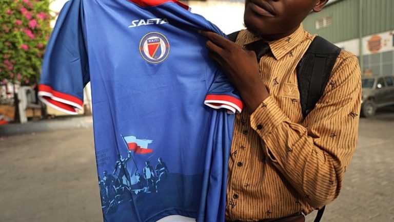 FIFA “siyasi” buldu, Haiti forma tasarımını değiştirdi