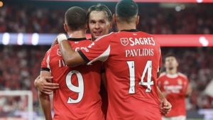 Galatasaray’dan santrfora sürpriz tercih! Mourinho’nun ayrılığı sonrası…