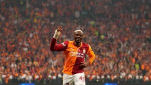 Osimhen için Galatasaray’a dudak uçuklatan teklif! Cimbom’un transfer kararı…