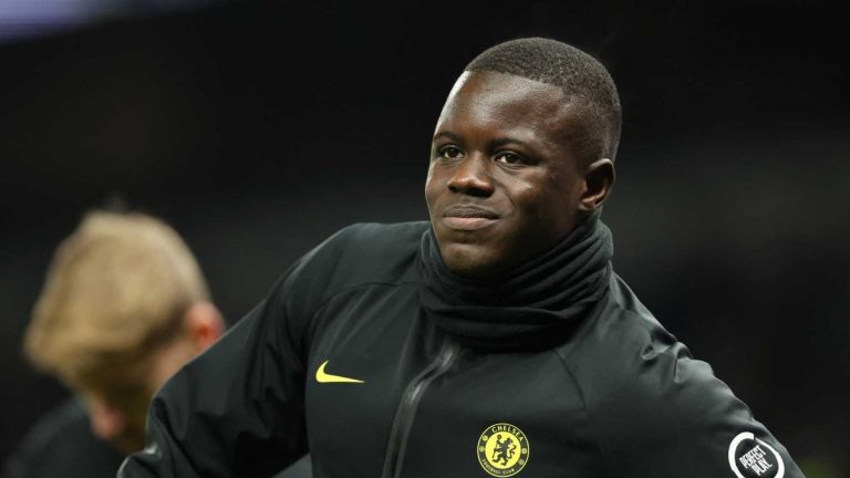 TRANSFER HABERİ: Fenerbahçe’den stoper operasyonu! İşte Malang Sarr için yapılan teklif