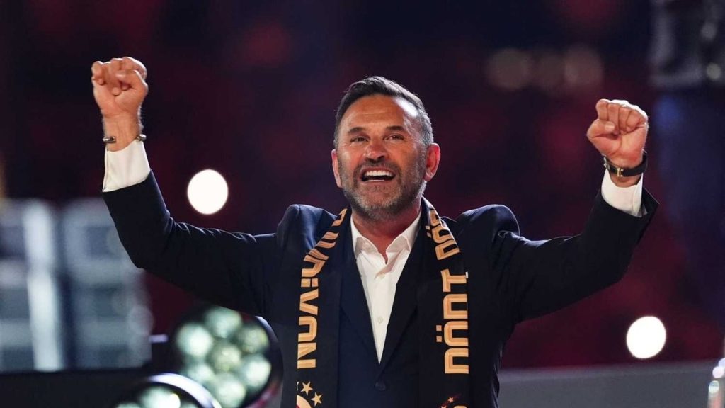 TRANSFER HABERİ: Fenerbahçe’nin eski yıldızı Galatasaray’a geliyor! İşte sözleşme detayları