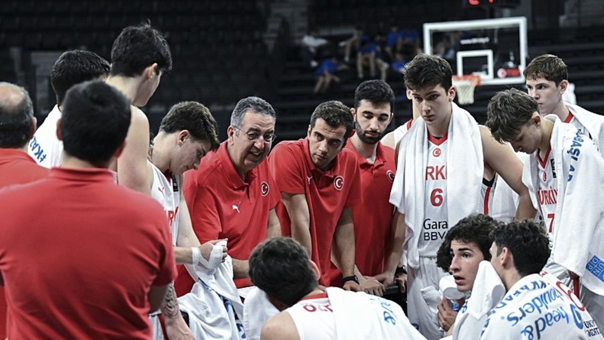 Türkiye U17 Erkek Basketbol Milli Takımı, Slovenya’yı 87-66 mağlup etti