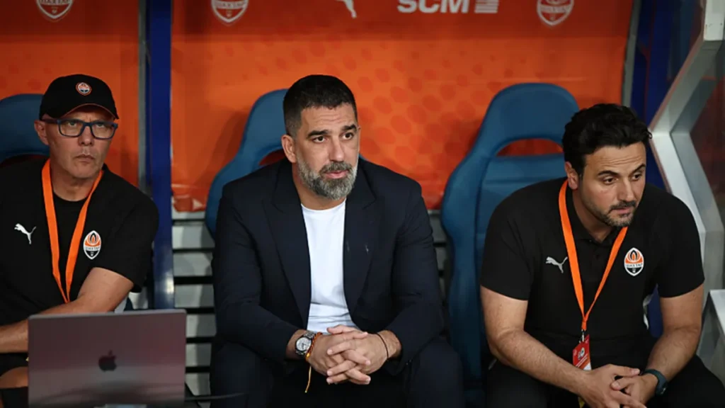 Arda Turan’ın eski yıldızı Galatasaray’a! Transferde günün sürprizi