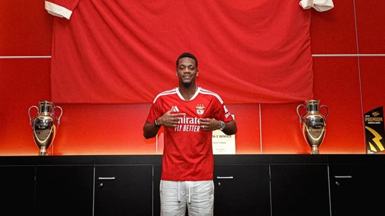 Benfica Jhon Duran’ı kiralık olarak kadrosuna kattığını duyurdu!