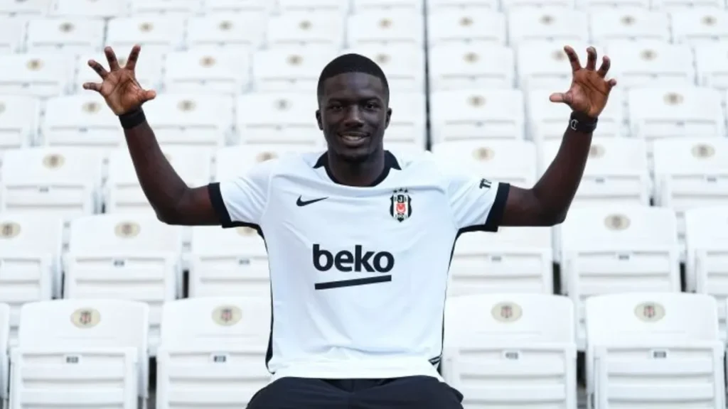 Beşiktaş’ın yeni transferi Kassoum Ouattara, ilk idmanına çıktı