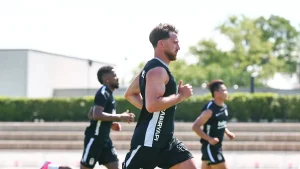 Beşiktaş’ta yeni sezon hazırlıkları sürüyor! Salih Özcan siftah yaptı