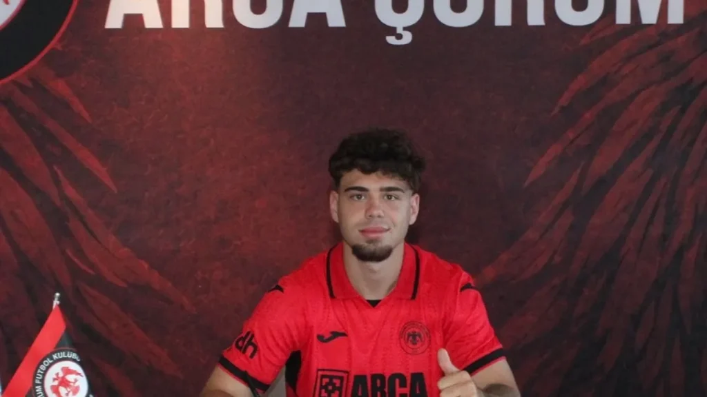 Çorum FK, Rumen milli futbolcu Andrei Borza’yı renklerine bağladı