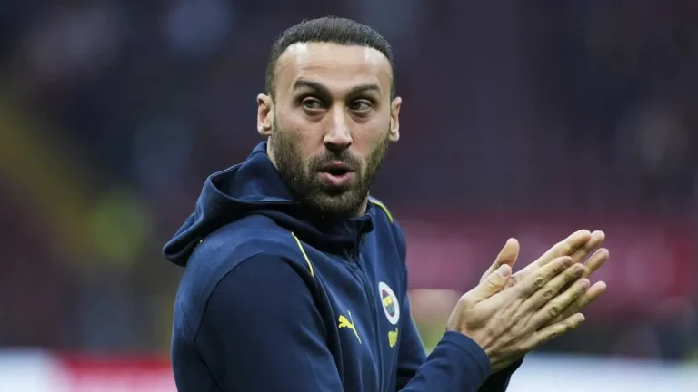 Fatih Karagümrük Cenk Tosun’u transfer etti!