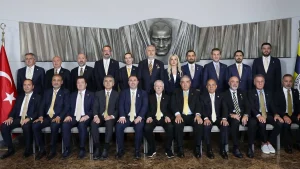 Fenerbahçe’de 7 istifa!