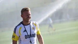 Fenerbahçe’de yardımcı antrenör Dirk Kuyt’tan transfer ve İsmail Kartal açıklaması!