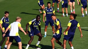 Fenerbahçe’den UEFA Listesinde değişiklik! Greenwood ve Ake…